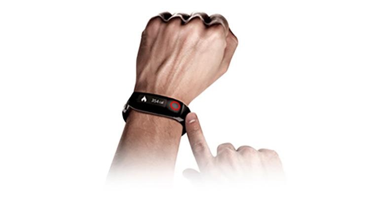 fitness tracker compatible with lg v20