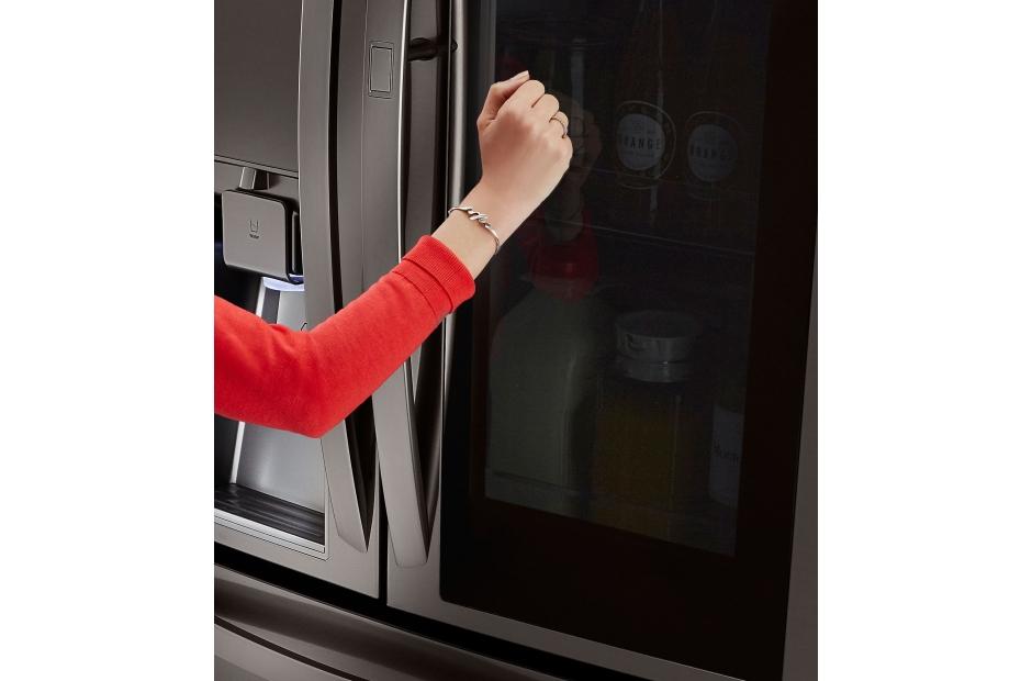 LG 23 cu. ft. Smart wifi Enabled InstaView™ DoorinDoor® Counter