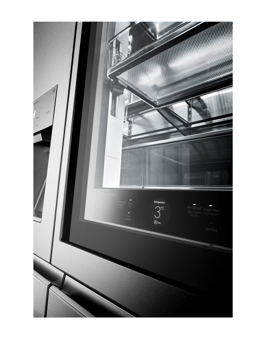 LG SIGNATURE 23 cu. ft. Smart wifi Enabled InstaView™ DoorinDoor