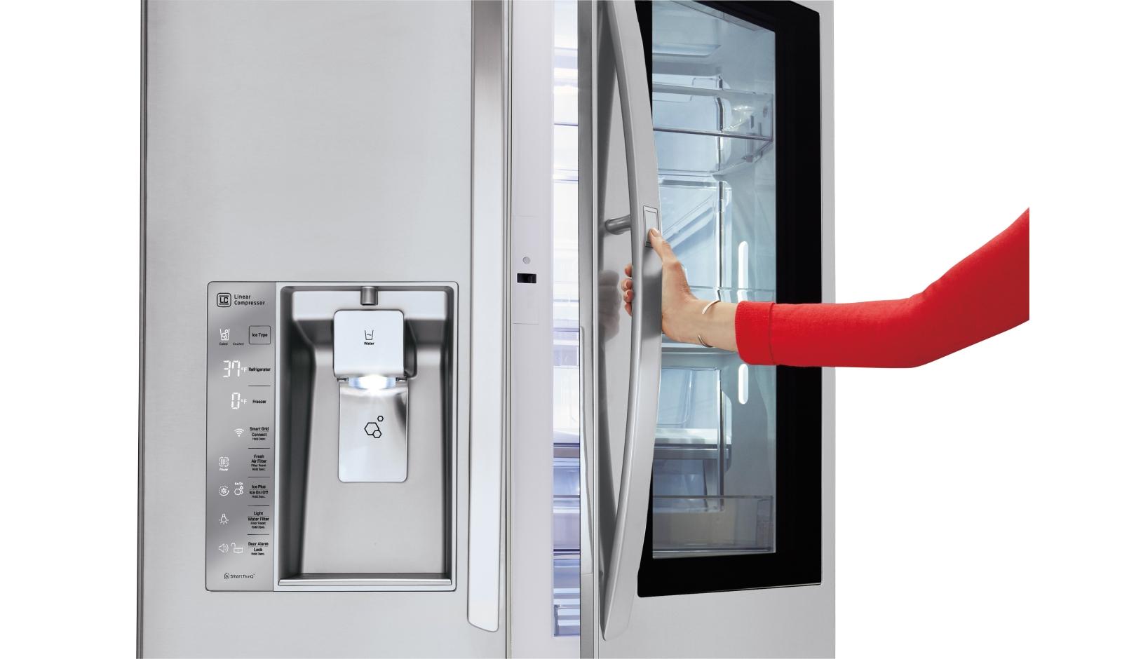LG 24 cu. ft. Smart wifi Enabled InstaView™ DoorinDoor® Counter