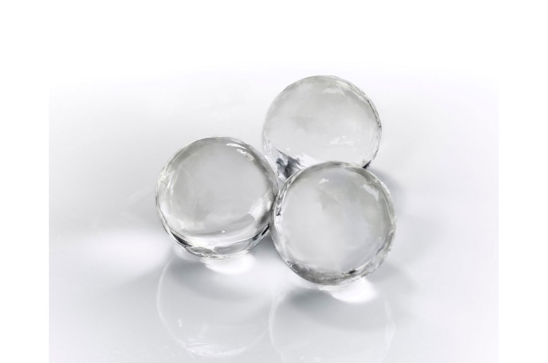 LG 30 cu. ft. Smart wi-fi Enabled InstaView™ Door-in-Door® Refrigerator with Craft Ice™ Maker, LRFVS3006D, thumbnail 9