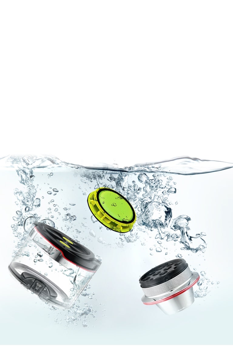Washable vacuum filters included with LG CordZero™ ThinQ Robot Vacuum