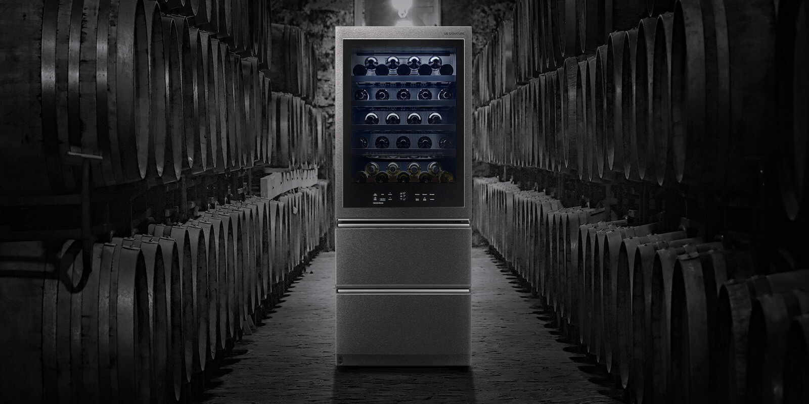LG SIGNATURE Wine Cellar is placed on the floor of wine cave.
