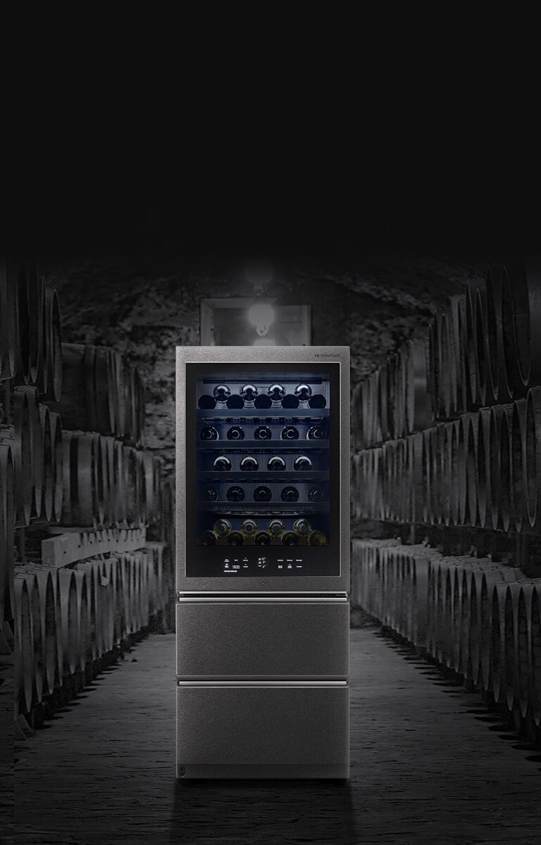 LG SIGNATURE Wine Cellar is placed on the floor of wine cave.