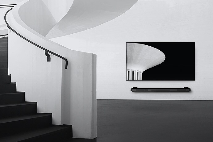 Simplicity together with style: Alexander Vithin