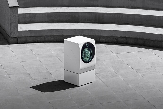 Minimalist aesthetics: Delfino