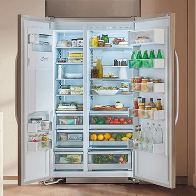 Ultra-large capacity (25.6 cu. ft.) means you really can fit it all image