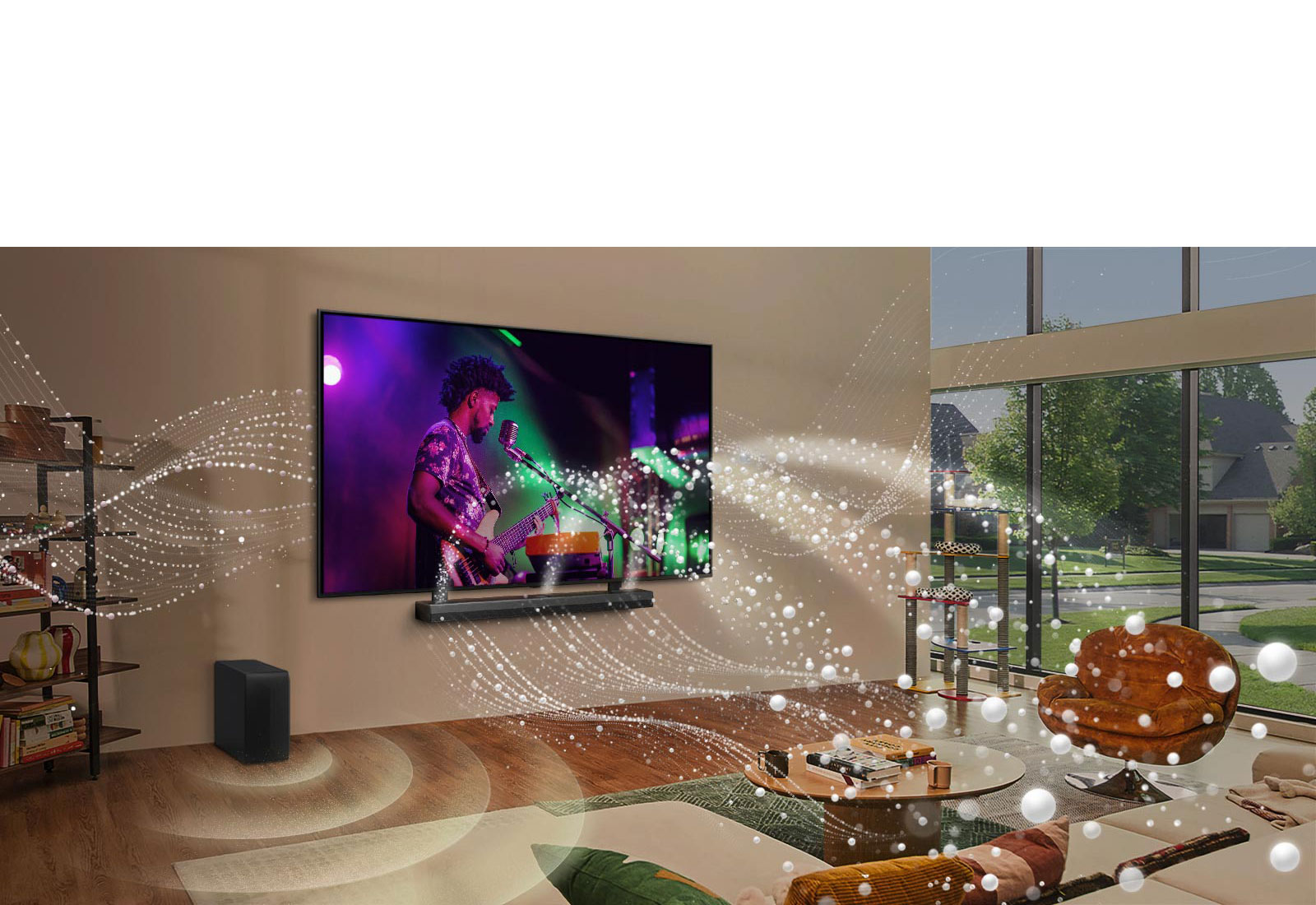 Yashash xonasida devorga o'rnatilgan LG televizori va tovush paneli hamdsa xona bo‘ylab yorqin shaklli grafikalar.