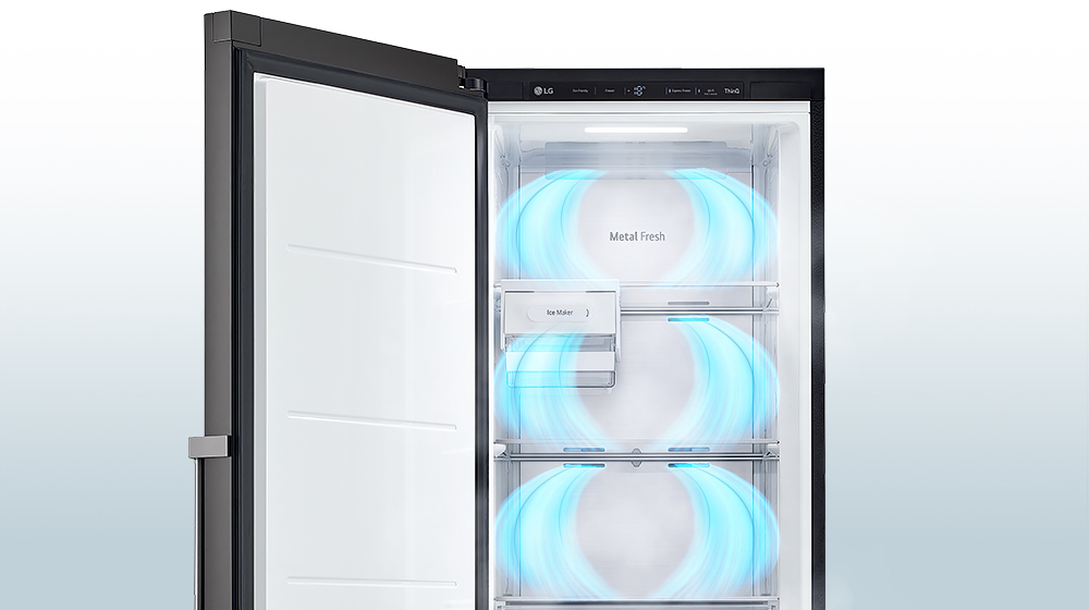 The product door is open and the cold air from the inside flows evenly.
