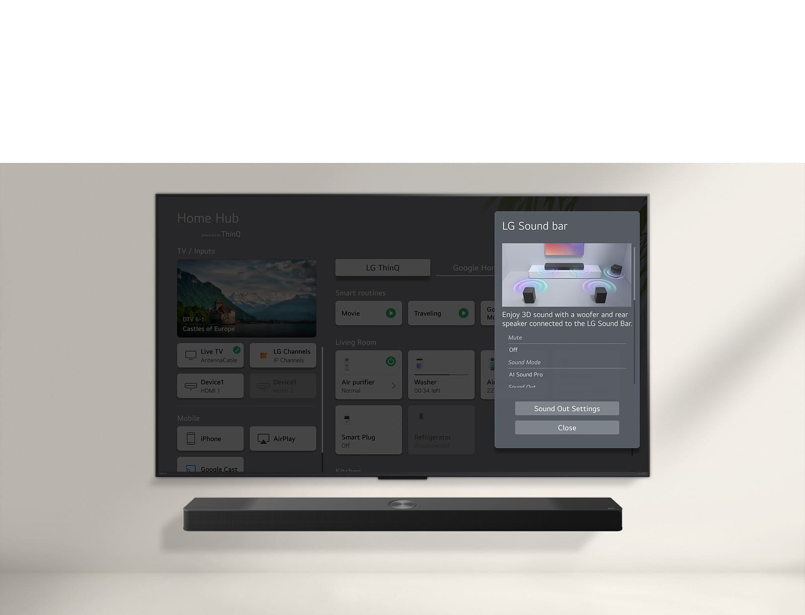 Звуковая панель LG Soundbar расположена под телевизором LG NanoCell TV. На экране телевизора отображается интерфейс управления звуковой панелью и громкостью телевизора. 