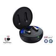 LG TONE Free FP9, Вид под углом 15 градусов открытого футляра с включенной подсветкой и логотипами UVnano и Plug&wireless, TONE-FP9, thumbnail 1
