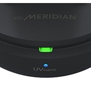 LG TONE Free FP9, Крупный план передней части футляра с включенной подсветкой зарядки., TONE-FP9, thumbnail 10