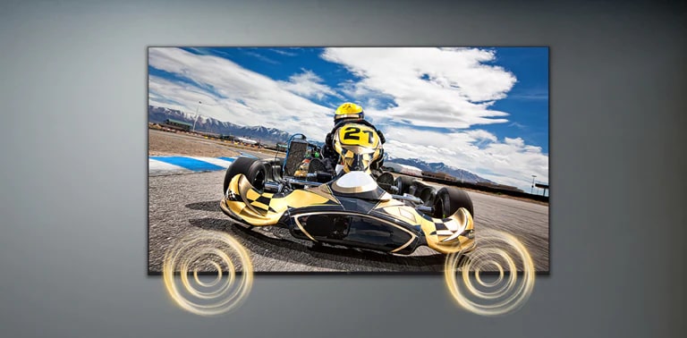 Сам экран на стене имеет встроенные динамики, воспроизводящие насыщенный звук.