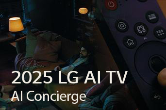 Виден заголовок: «2025 LG AI TV, AI Concierge». Виден пульт LG Al Magic Remote. Мужчина сидит на диване.