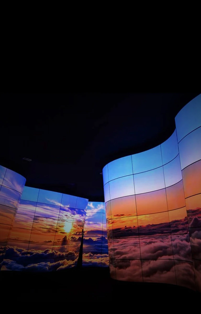 01.hero_01_Business_01.Information-Display