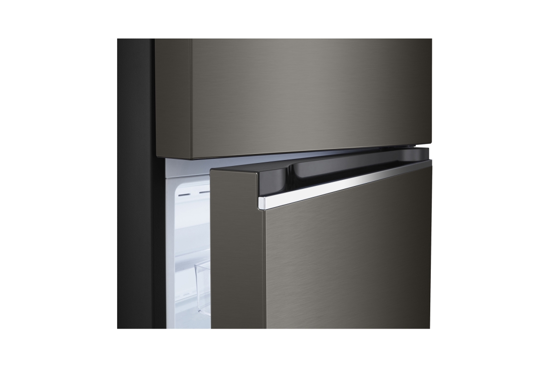 LG Объем 335 л | Холодильник LG с верхней морозильной камерой | Черный | DoorCooling+™ | HygieneFresh+™ | Smart Inverter Compressor, крупный план диспенсера воды, GN-B332SBGB, thumbnail 10
