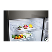 LG Объем 335 л | Холодильник LG с верхней морозильной камерой | Черный | DoorCooling+™ | HygieneFresh+™ | Smart Inverter Compressor, открытая верхняя морозильная камера с установленной системой spaceplus ice и хранящимися внутри продуктами, GN-B332SBGB, thumbnail 6