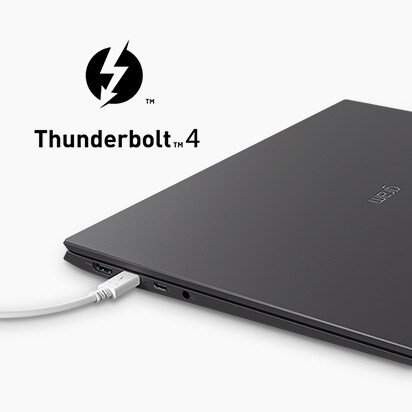 Hiển thị cáp được kết nối với cổng Thunderbolt™ 4.
