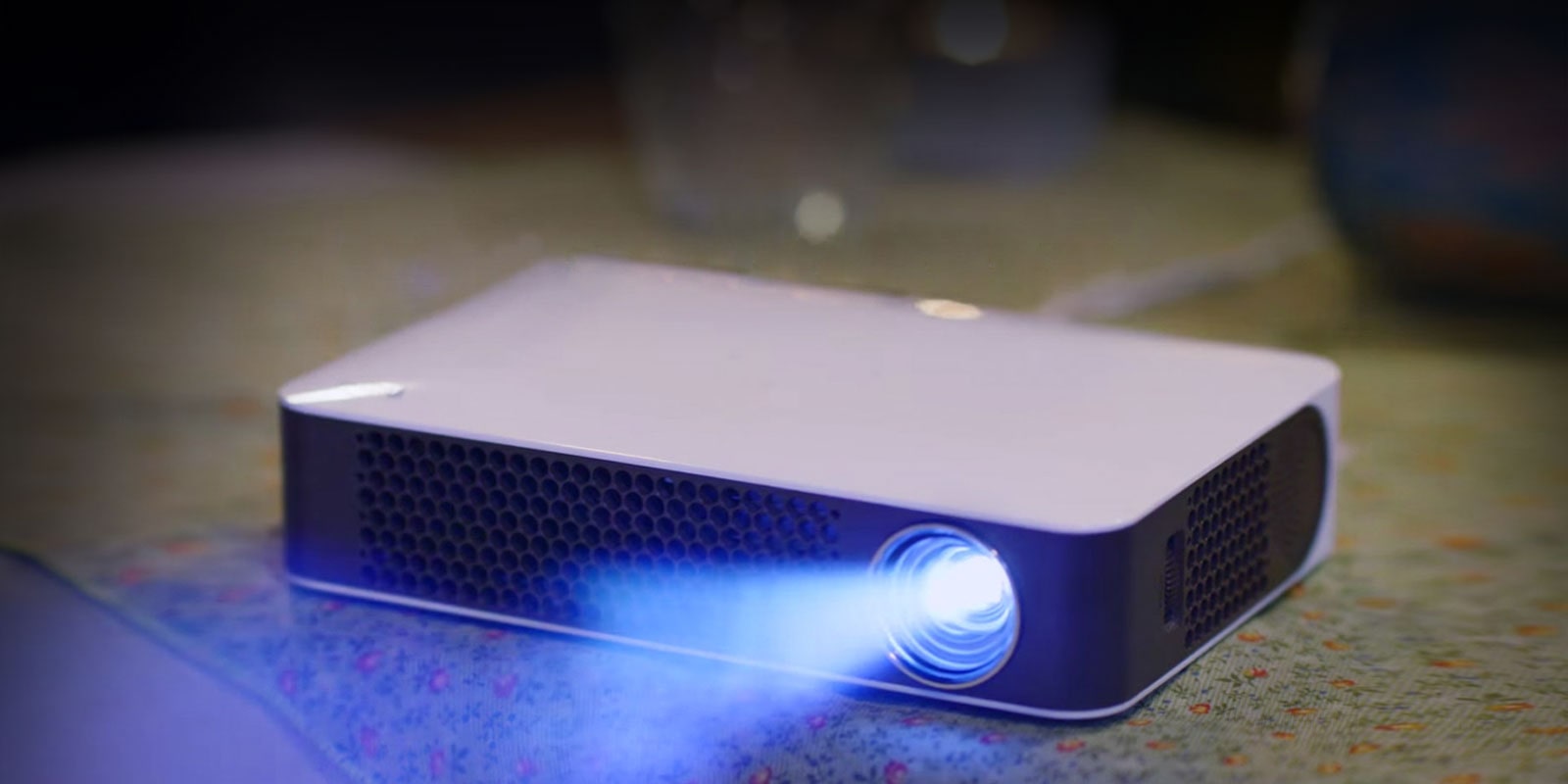 LG LED Projectors: 1080p HD Portable Mini Projectors | LG South Africa