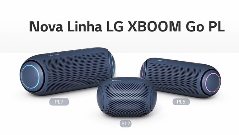 LG XBOOM Go PL7W e PL7 estão à frente a frente. O logotipo do XBOOM Go está localizado abaixo.