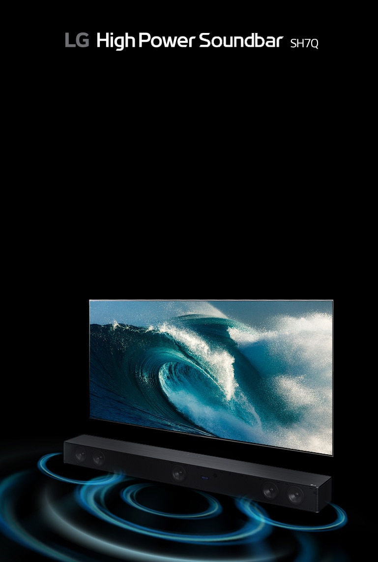 A TV LG está colocada num espaço infinito, mostrando a cena de uma onda gigante. A Sound Bar LG está abaixo da TV. Há um efeito ondulante sob a sound bar.