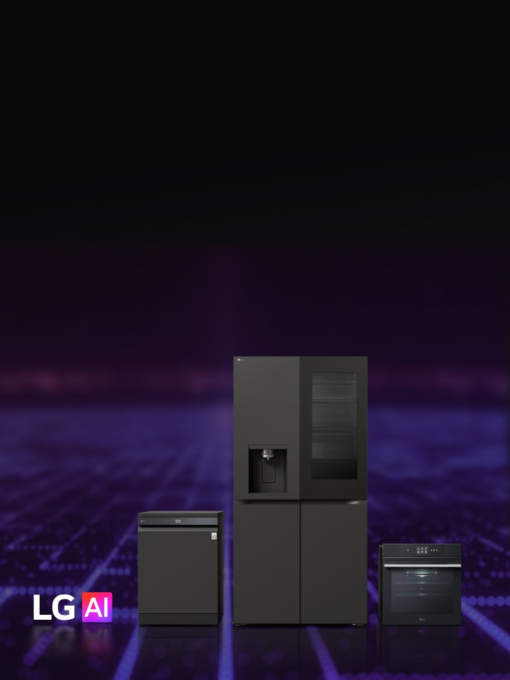 Tampak depan menampilkan tiga peralatan dapur LG AI warna hitam—mesin pencuci piring, lemari es dengan dispenser air, dan oven tanam wall-mounted—dengan latar belakang bertema AI digital, dengan logo 'LG AI' di sebelah kiri.