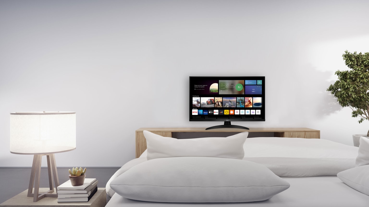 Luce blu degli schermi: immagine di TV davanti a un divano