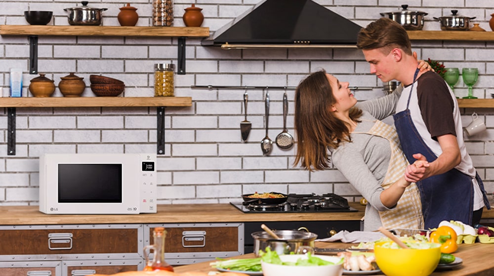 Добавьте романтическое настроение в кухонный интерьер с помощью необходимых аксессуаров