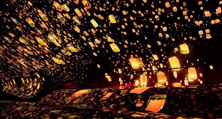 Make your signage shine with LG OLED displays