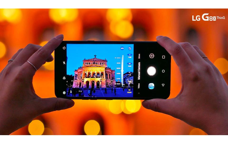 The LG mobile manual camera can compete with DSLRs for camera quality, allowing you to have some control over how your picture looks | More at LG MAGAZINE